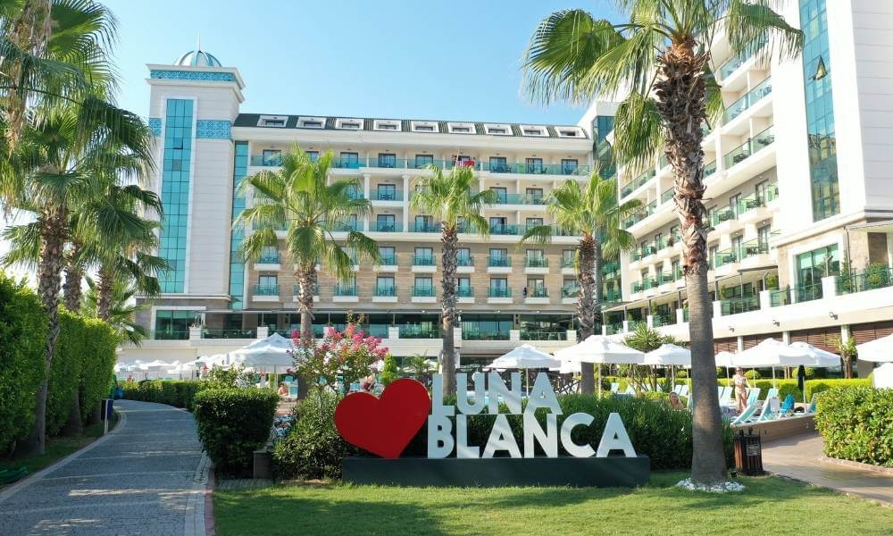 Luna Blanca Resort & Spa 